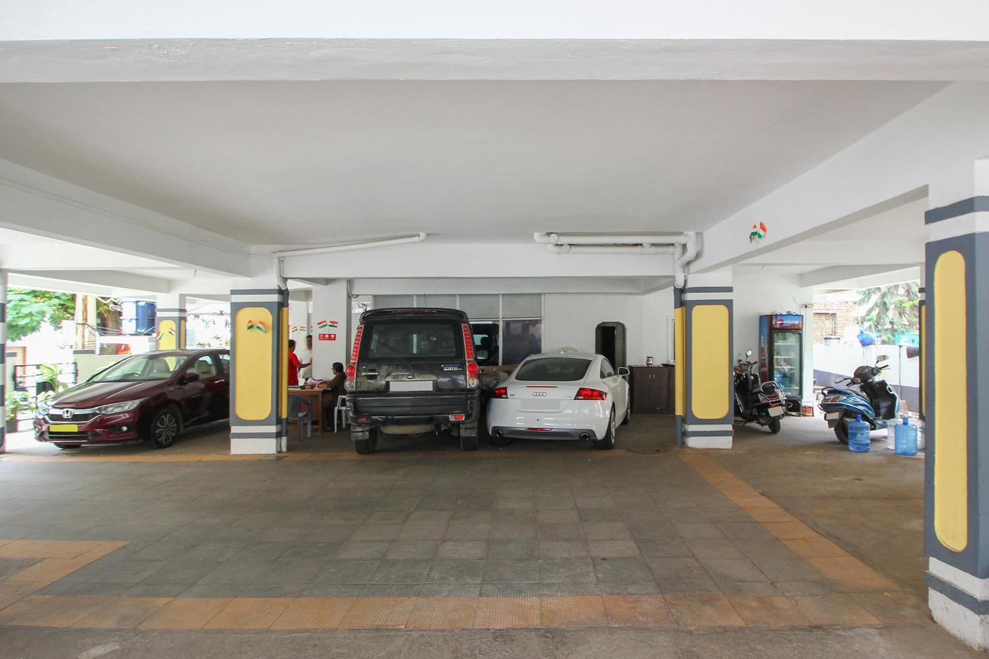 Super Collection O Begumpet Formerly Alpine Glow Sunrise Hyderabad Exterior photo