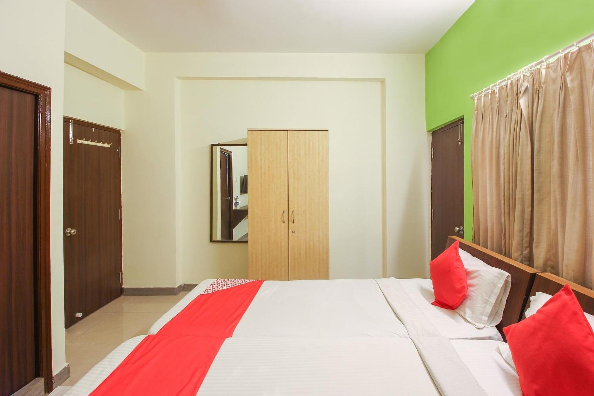 Super Collection O Begumpet Formerly Alpine Glow Sunrise Hyderabad Exterior photo
